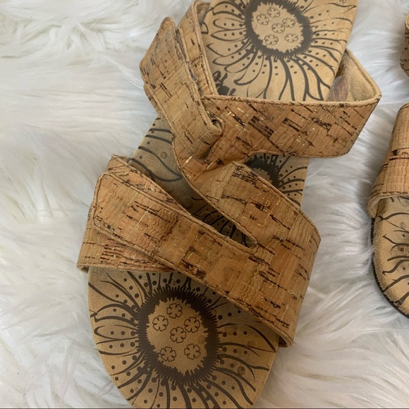 Vionic Lauren Sandals Size 9 - Picture 2 of 6